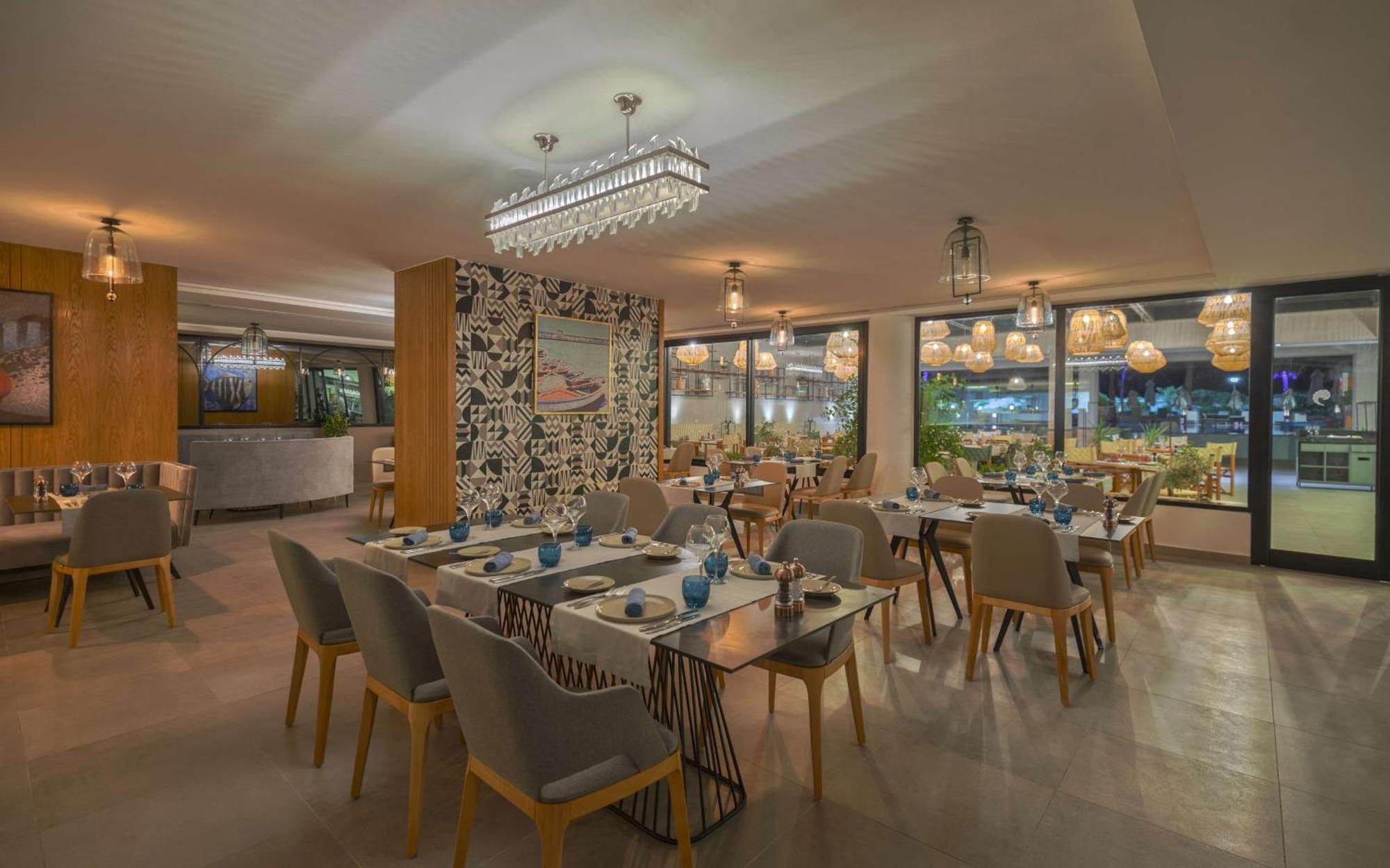 Hilton Skanes Monastir Beach Resort Exterior foto The restaurant