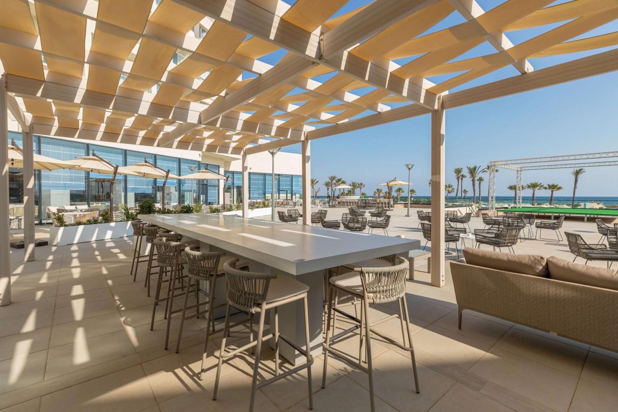 Hilton Skanes Monastir Beach Resort Exterior foto The Beach Club