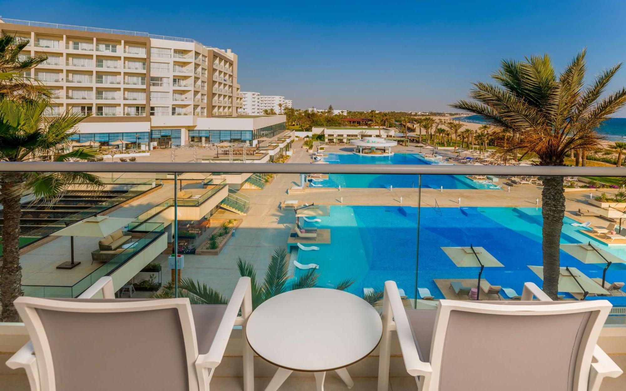Hilton Skanes Monastir Beach Resort Exterior foto View from a room at the hotel