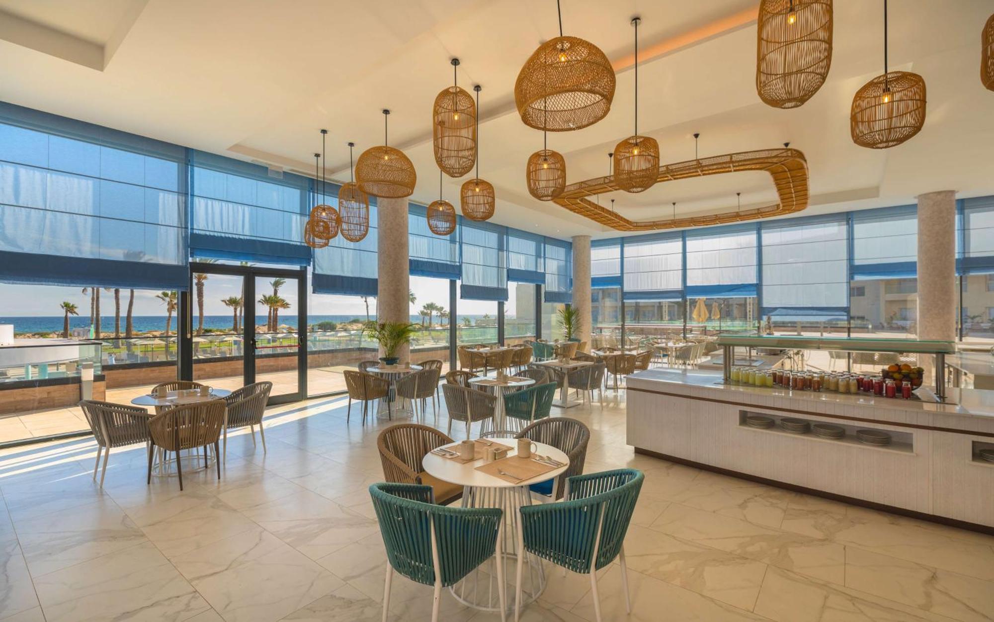 Hilton Skanes Monastir Beach Resort Exterior foto The restaurant